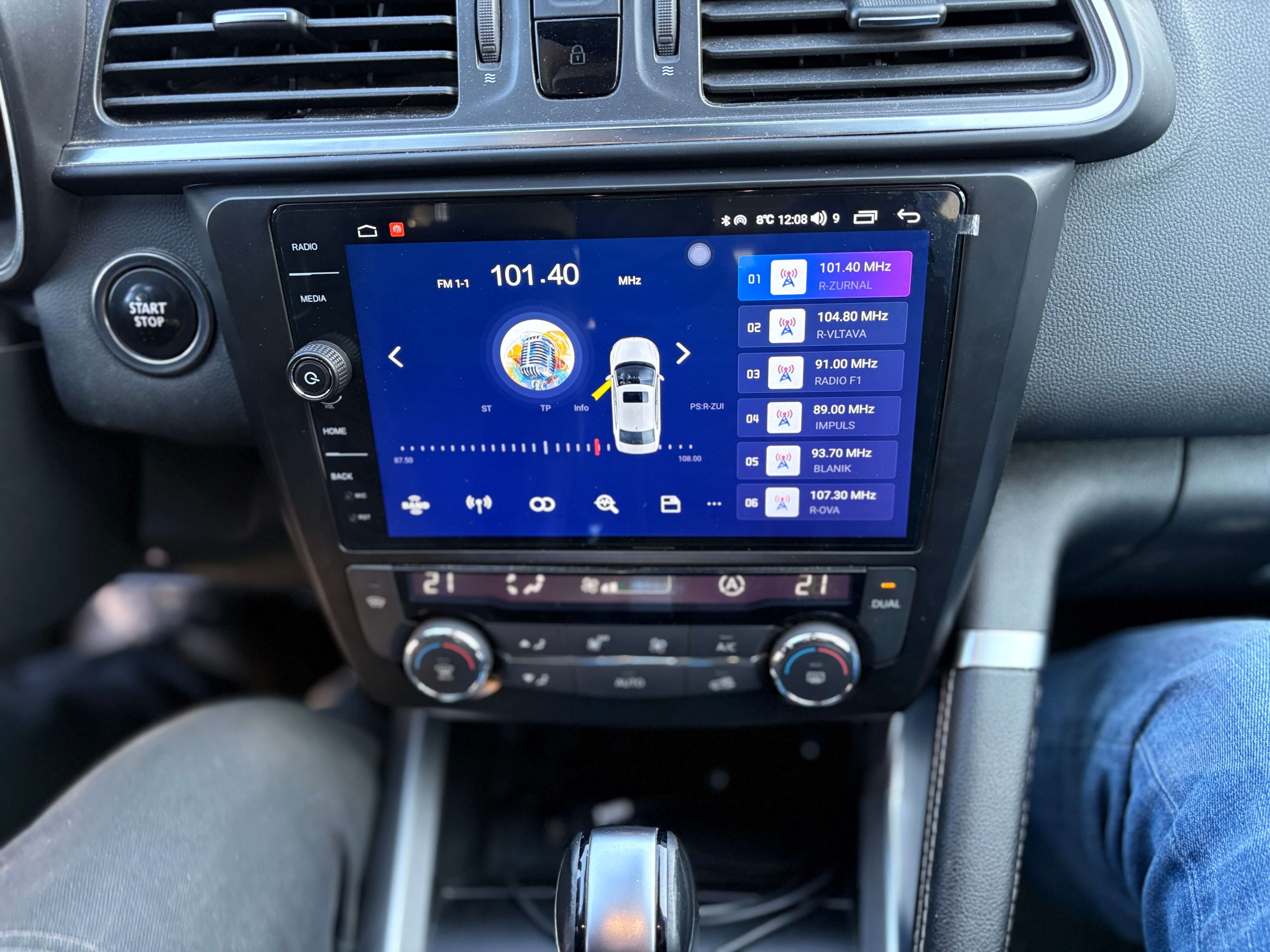 autorádio do Renaultu Kadjar